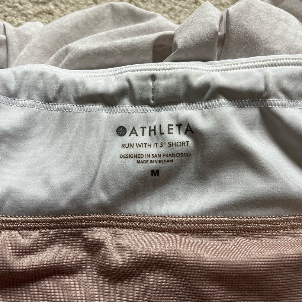 Athleta Run With It Short 3’ White Python - Picture 5 of 6